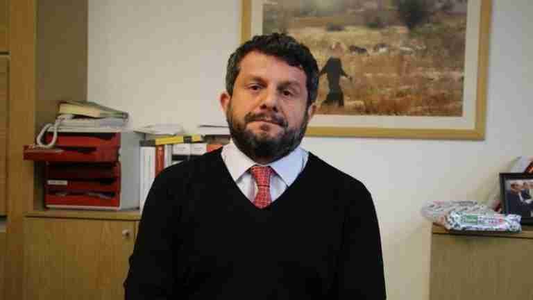 Can Atalay’ın vekilliğinin düşürülmesi Londra’da da protesto edildi