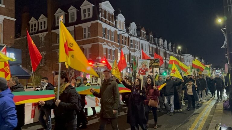 Londra Rojava ile dayanışmanın önemli merkezlerinden biri oldu